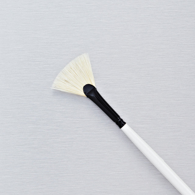 Daler Rowney Graduate Bristle Brush - FAN - 2