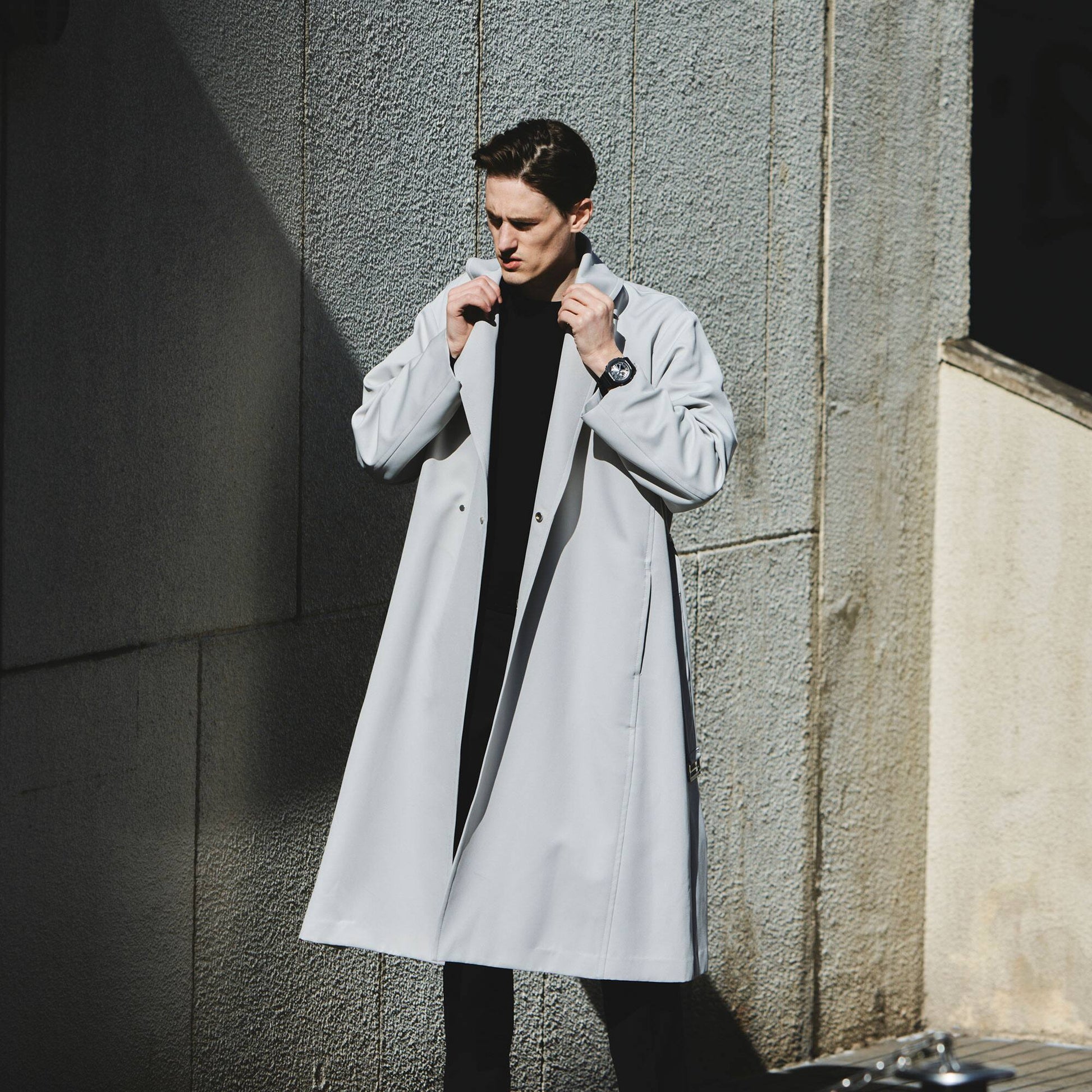 Casio G-Shock GA-2100SB-1AER - Silver/Black Wrist Watch