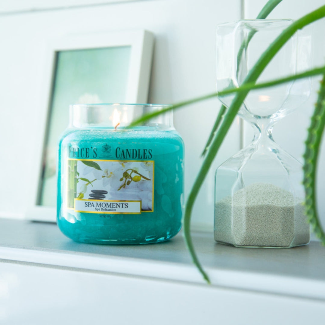 Price's Candles - Medium Jar Candle 411gr - Spa Moments