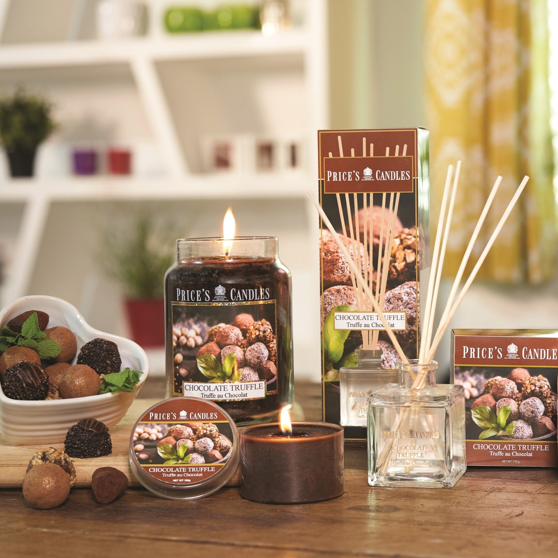 Price's Candles - Medium Jar Candle - Chocolate Truffle 411gr