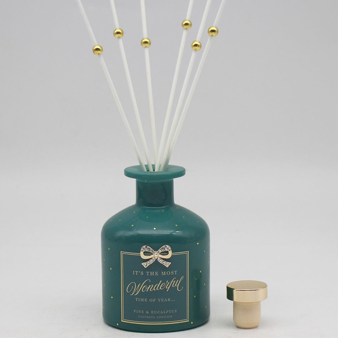 Christmas Boutique Diffuser 200ml - Pine & Eucalyptus