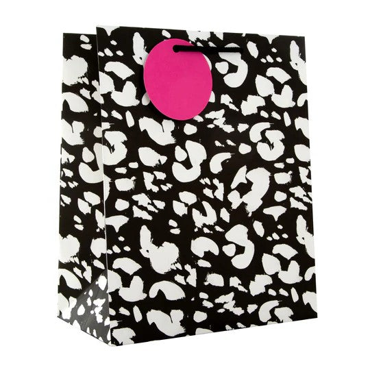 Hallmark Gift Bag Stylish Leopard Medium 24 x 20cm