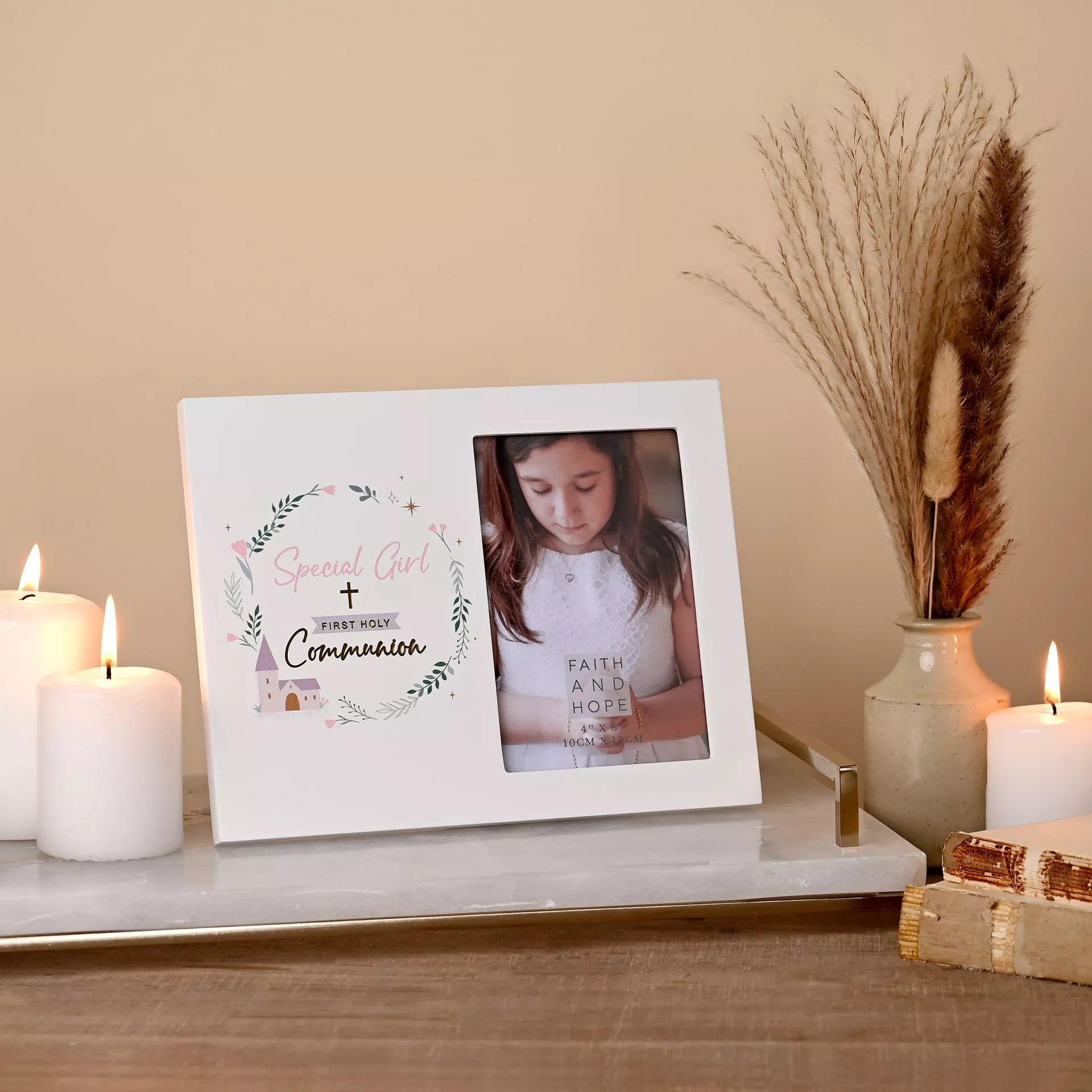 Faith & Hope Wreath Frame 15 x 10cm - First Communion Girl