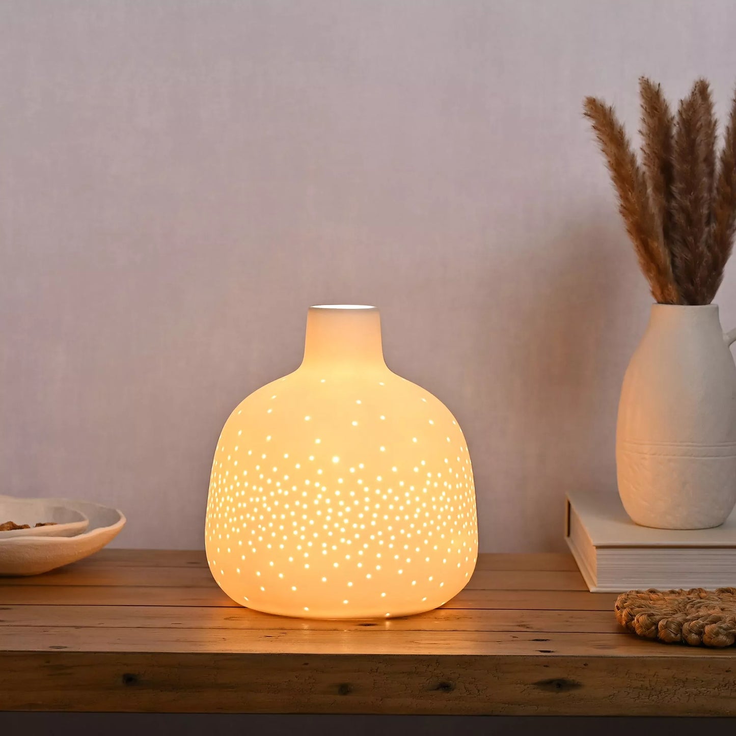 Hestia Ceramic White Short Table Lamp