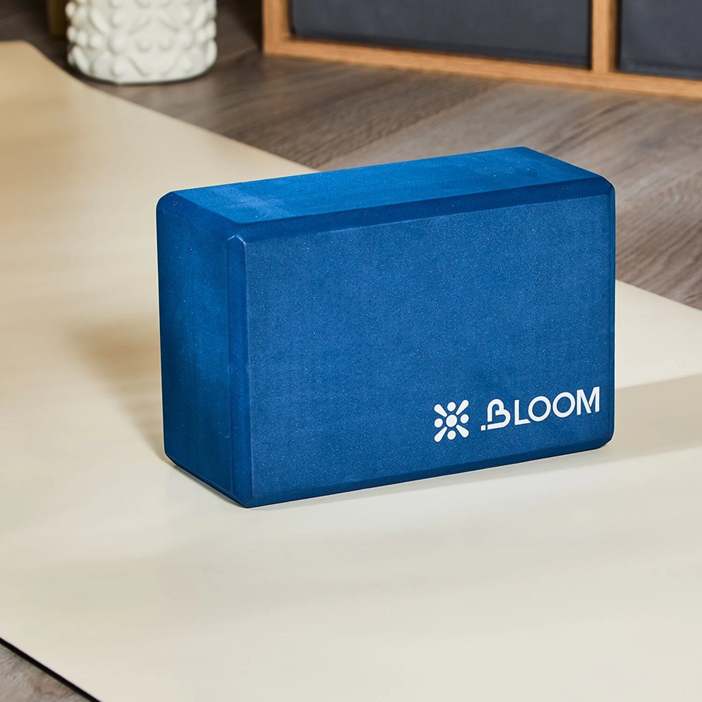 Bloom Yoga Brick 22.9 x 15 x 10cm - Blue