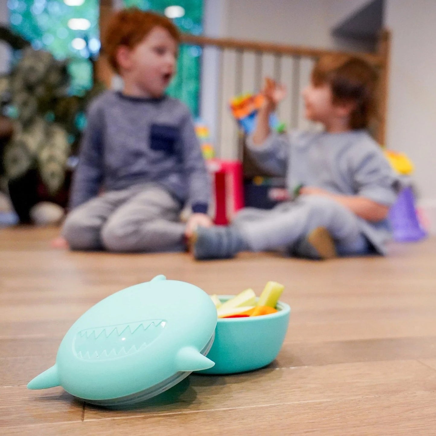 Melii Silicone Animal Bowls With Lid Shark