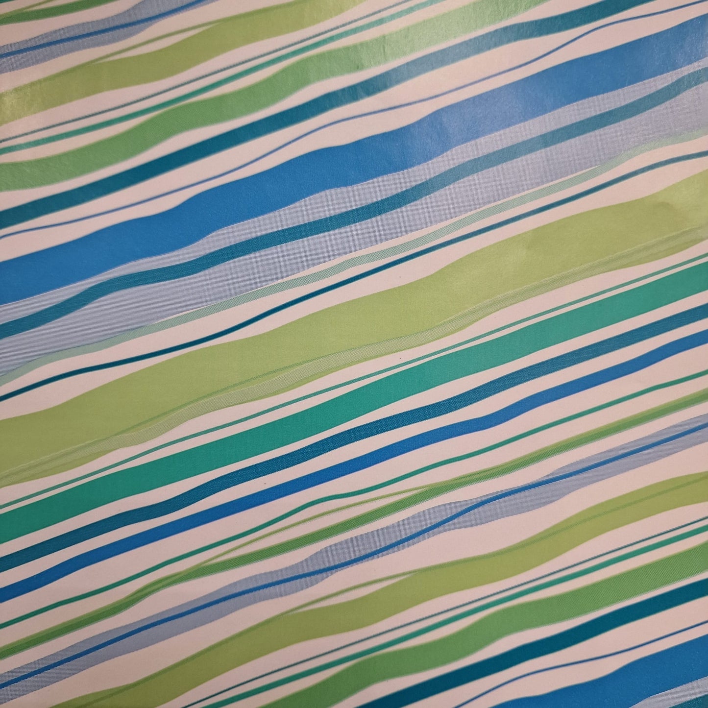 Gift Wrapping Paper 50 x 70cm Green/Blue Waves