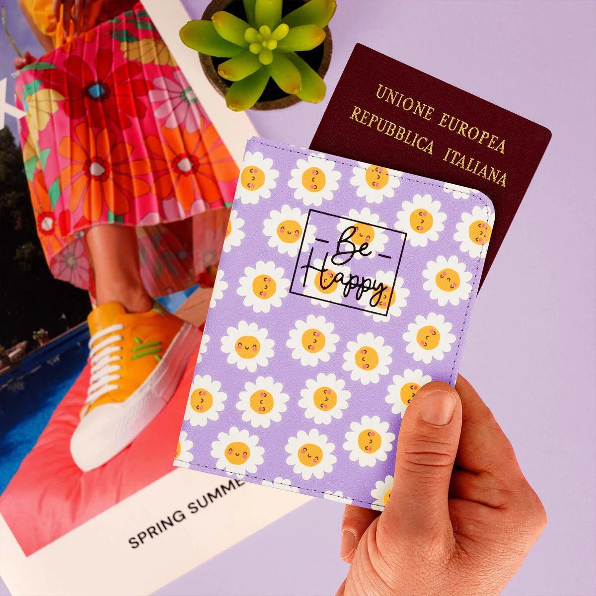 Legami Passport Holder - Daisy