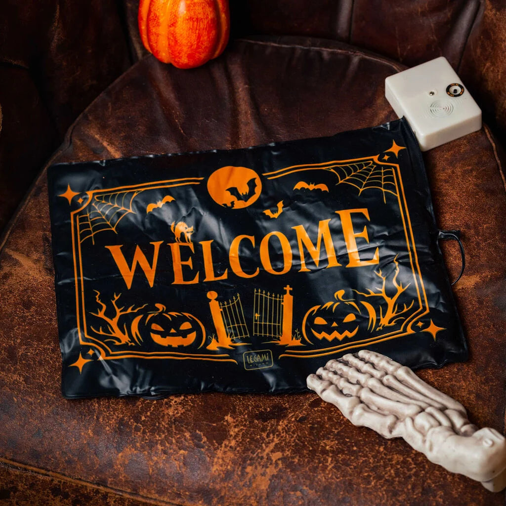 Legami - HALLOWEEN EDITION - Undermat with Sound Effects - Screaming Doormat Sensor