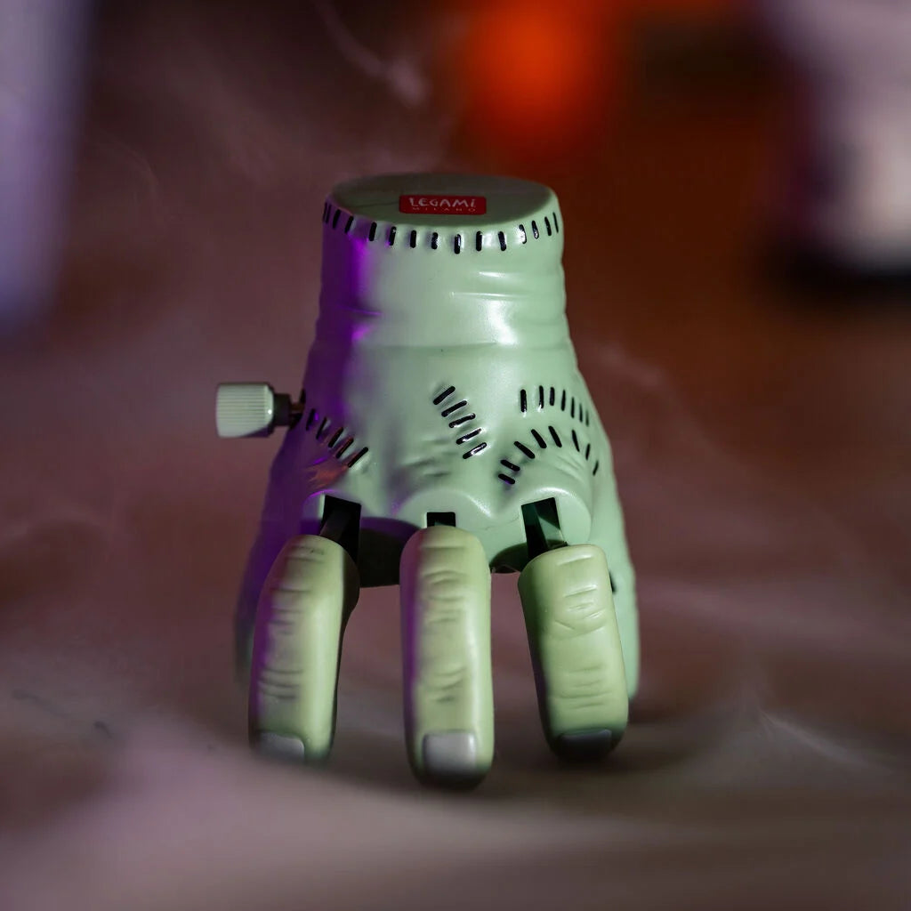 Legami - HALLOWEEN EDITION - Mini Wind-Up Zombie Hand - The Mini Walking Hand