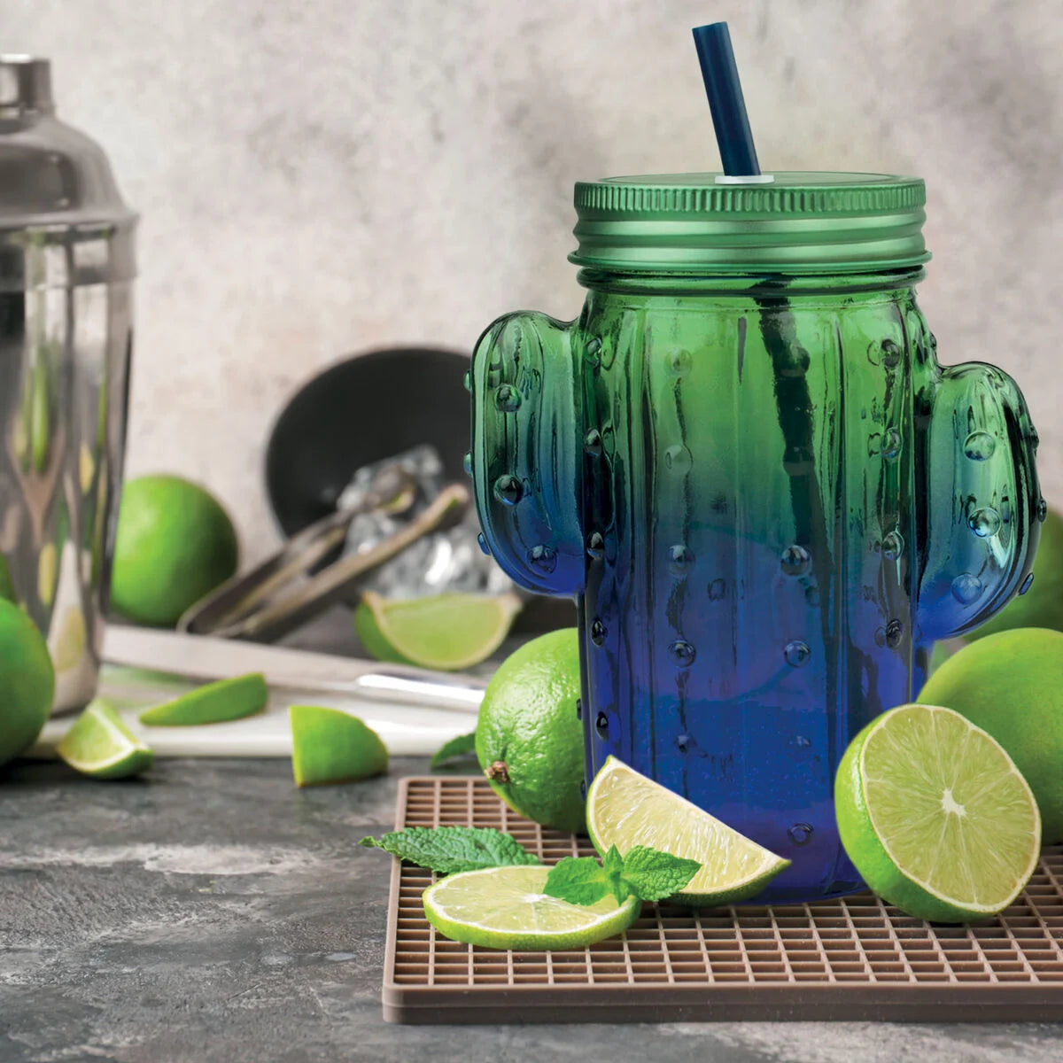 Legami Drinking Jar With Lid And Straw 350ml - Cactus "Cheers"