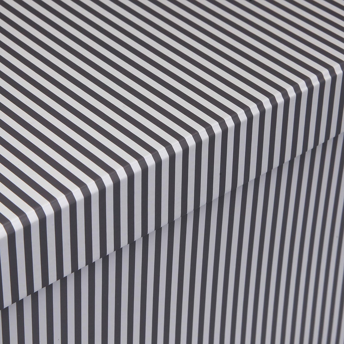 Gift Box - Grey Stripes - 14 x 34.5 x 26.5cm