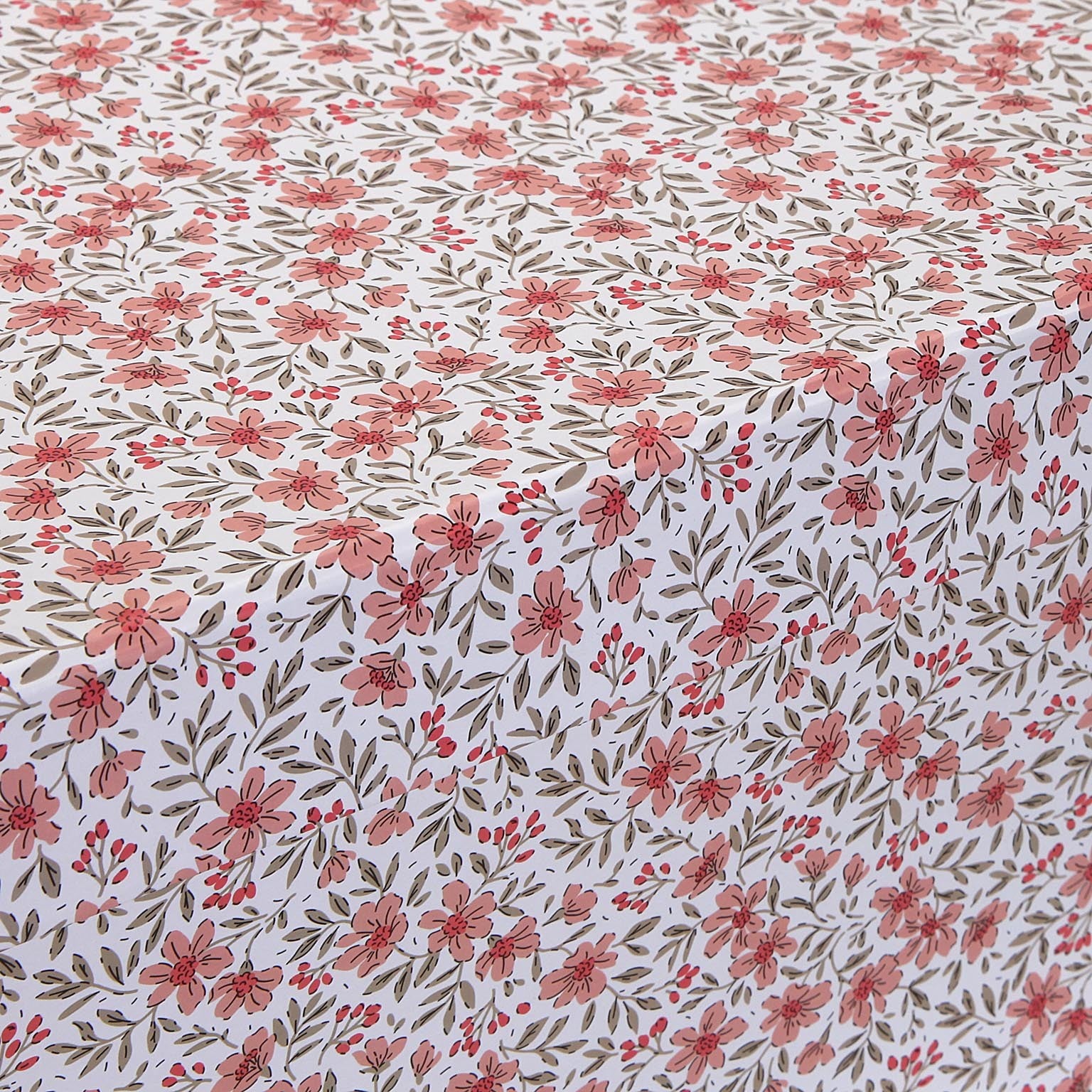 Gift Box - Roses - 15.5 x 39.5 x 31.5cm