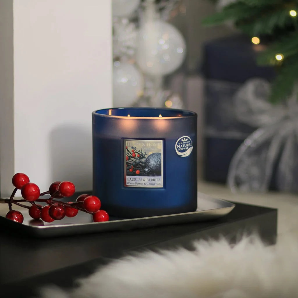 H&H Twin Wick Candle 220g - Baubles & Berries